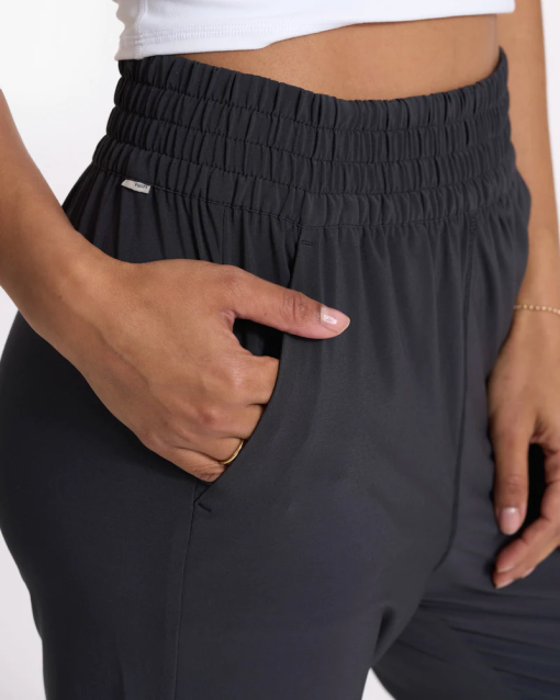 Women's Villa Jogger - Image 3